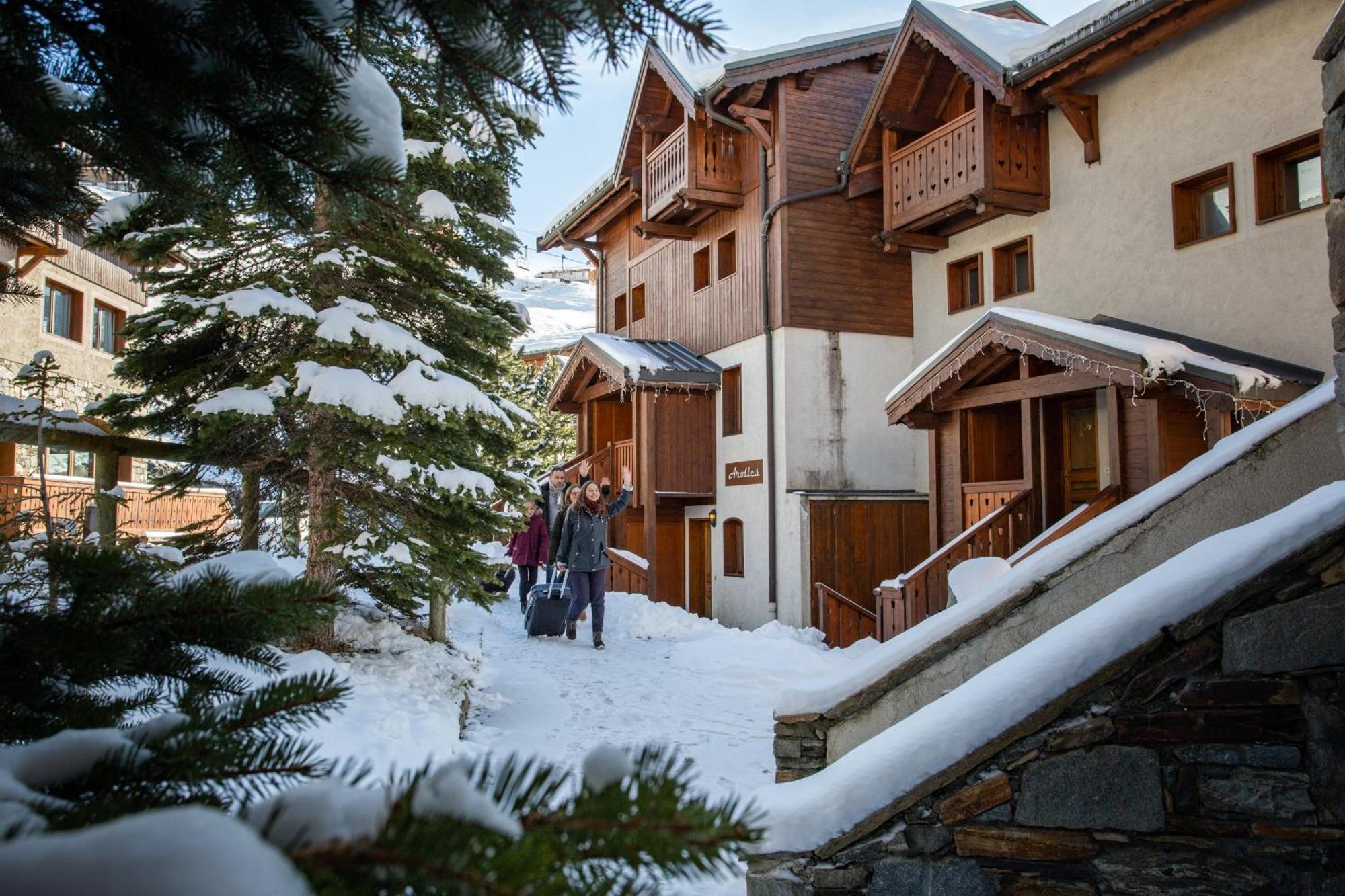 Апарт готель Le Hameau De La Sapiniere Сен-Мартен-де-Бельвіль Екстер'єр фото